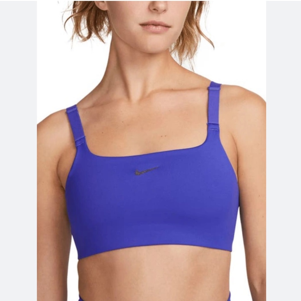 NWT Nike dri fit sports bra